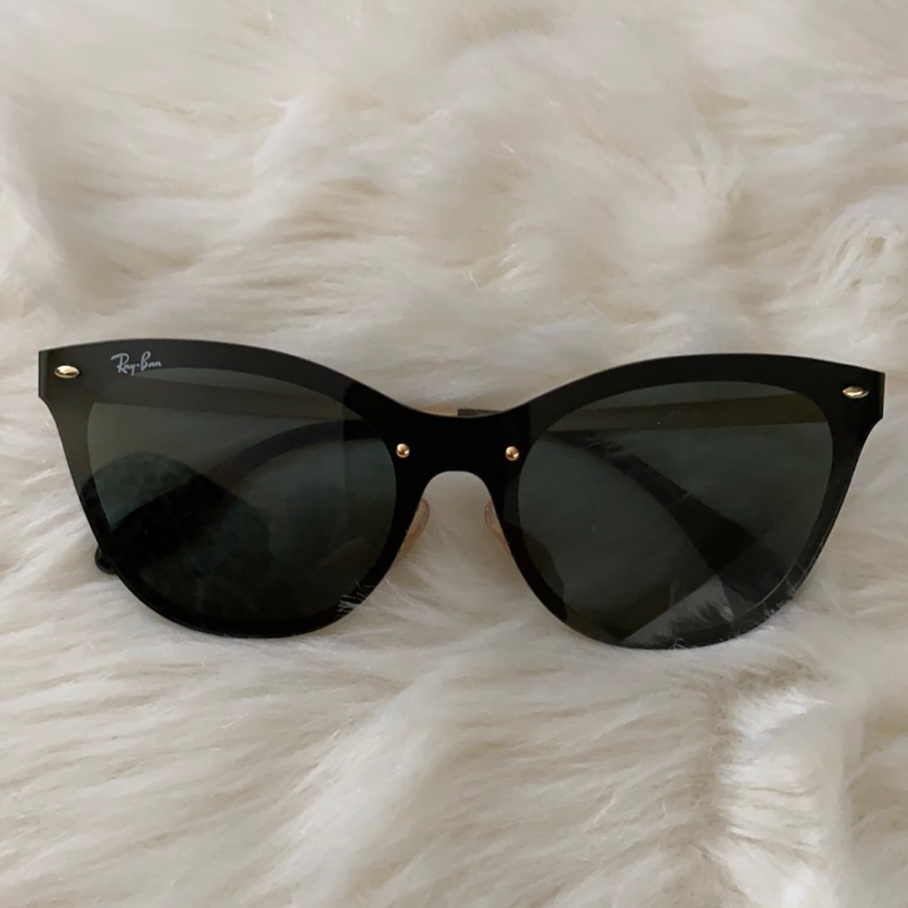 Authentic RayBan Cat eye sunglasses